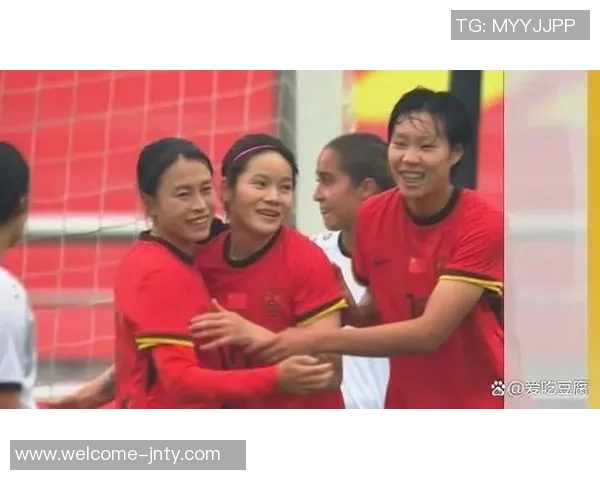 VAR判罚引发争议李梦雯手球送点球中国女足半场惨遭0-5落后