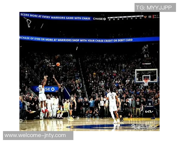 马刺对阵国王卡斯尔因左臀部伤势缺席本场比赛 马刺对阵国王卡斯尔因左臀部伤势缺席本场比赛