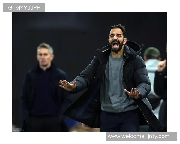 记者评论拉爵对阿莫林的三年承诺荒谬昨年九月无人支持滕帅下课