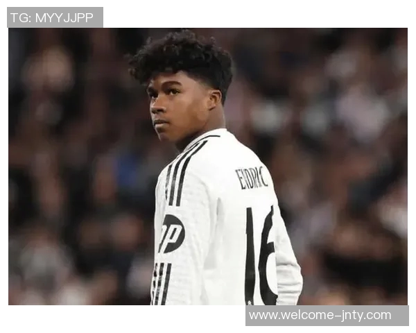 西媒报道恩德里克或冬窗离队里昂全力争取租借展开谈判 西媒报道恩德里克或冬窗离队里昂全力争取租借展开谈判