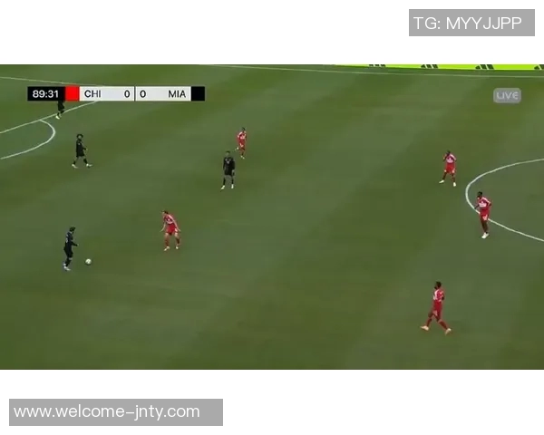 马克西苦战45分钟虽砍下28分6板6助却遗憾错失绝杀机会