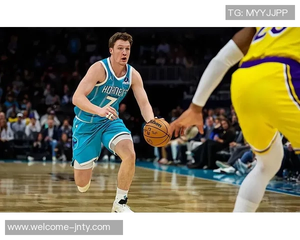 黄蜂主帅称克尼佩尔每天追求进步将在球队中发挥关键作用